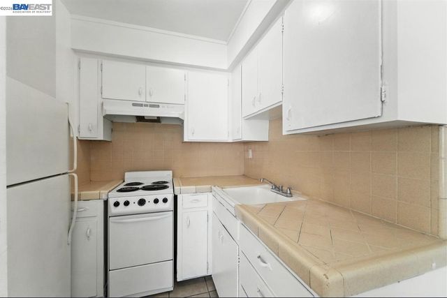 132 W 18Th St, Merced, CA 95340