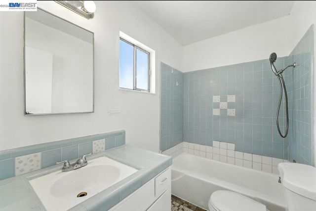 132 W 18Th St, Merced, CA 95340