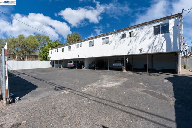 132 W 18Th St, Merced, CA 95340