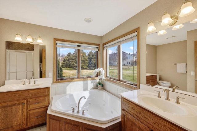3253 Conservancy Estates Lane, Sun Prairie, WI 53590
