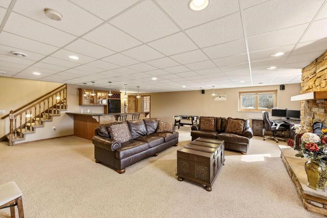 3253 Conservancy Estates Lane, Sun Prairie, WI 53590