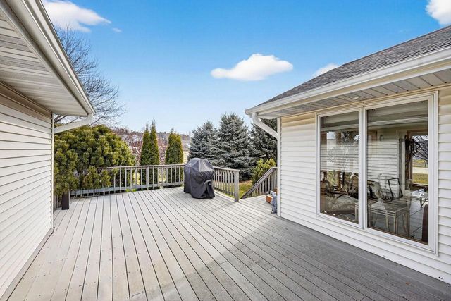 3253 Conservancy Estates Lane, Sun Prairie, WI 53590