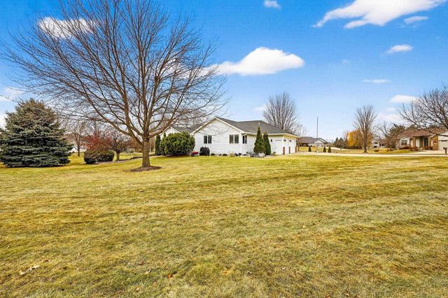 3253 Conservancy Estates Lane, Sun Prairie, WI 53590