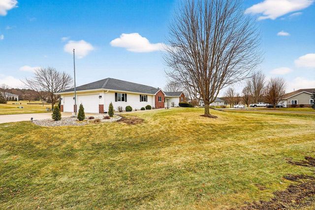 3253 Conservancy Estates Lane, Sun Prairie, WI 53590