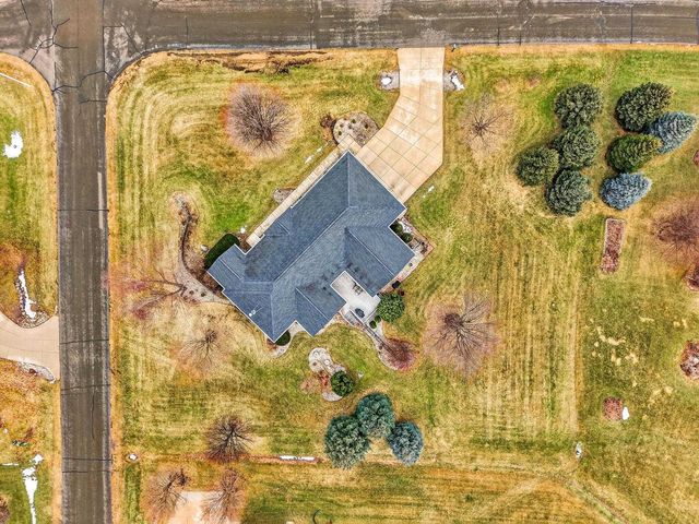 3253 Conservancy Estates Lane, Sun Prairie, WI 53590