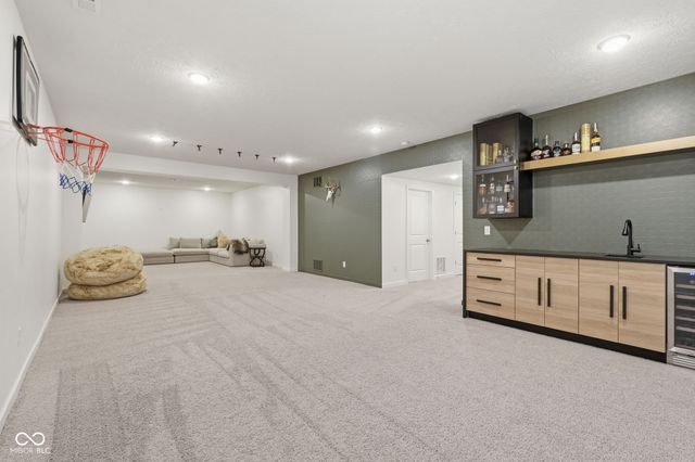 11050 Portage Woods Drive, Fishers, IN 46040