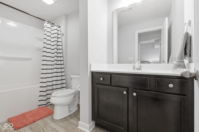 11050 Portage Woods Drive, Fishers, IN 46040