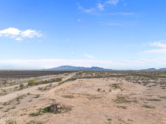 39050 DOBBINS Lane, Salome, AZ 85348