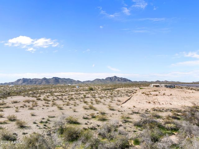 39050 DOBBINS Lane, Salome, AZ 85348