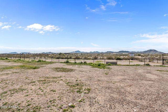 39050 DOBBINS Lane, Salome, AZ 85348