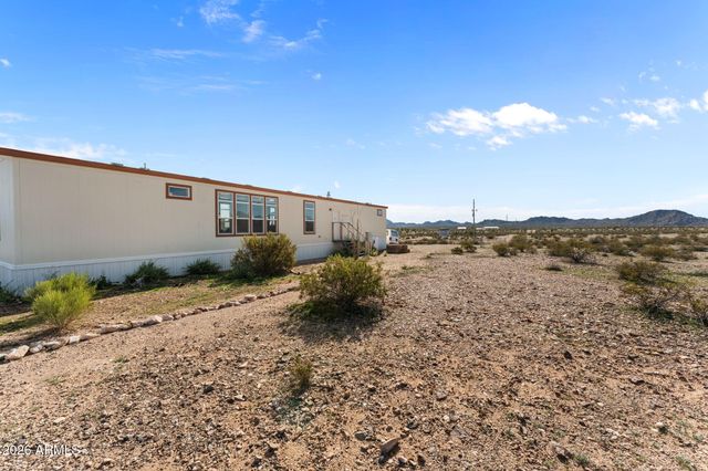 39050 DOBBINS Lane, Salome, AZ 85348
