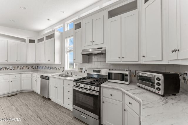 39050 DOBBINS Lane, Salome, AZ 85348