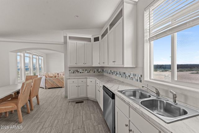 39050 DOBBINS Lane, Salome, AZ 85348
