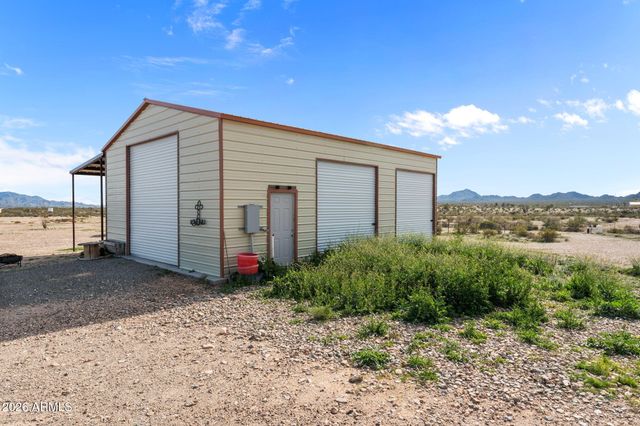 39050 DOBBINS Lane, Salome, AZ 85348