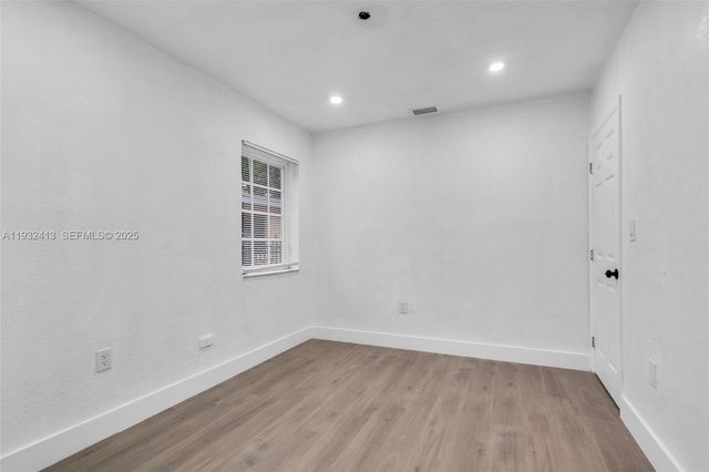 1635 NW 130th St, North Miami, FL 33167