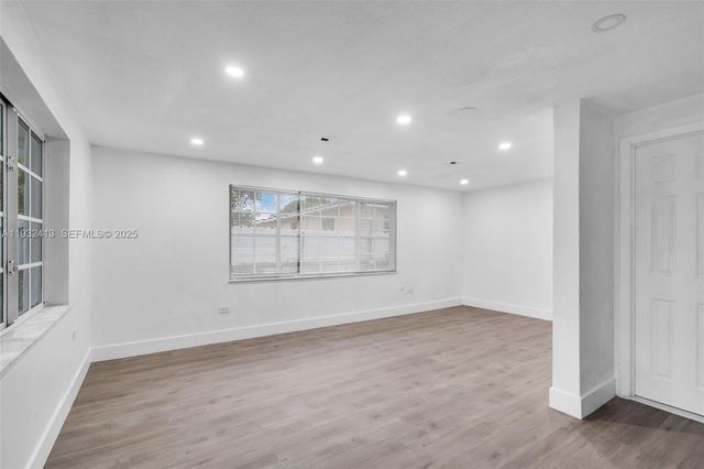 1635 NW 130th St, North Miami, FL 33167