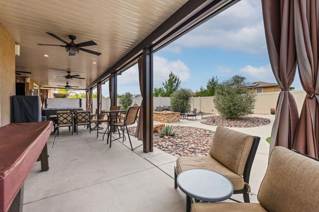 25334 High Noon Court, Menifee, CA 92584