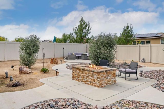 25334 High Noon Court, Menifee, CA 92584