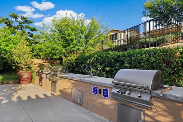 25334 High Noon Court, Menifee, CA 92584