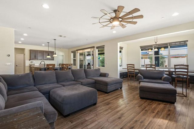 25334 High Noon Court, Menifee, CA 92584