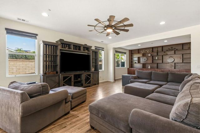 25334 High Noon Court, Menifee, CA 92584