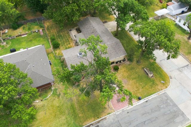 1104 N PINECREST STREET, Wichita, KS 67208