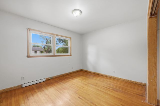 1104 N PINECREST STREET, Wichita, KS 67208