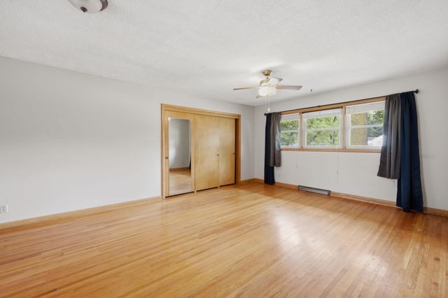 1104 N PINECREST STREET, Wichita, KS 67208