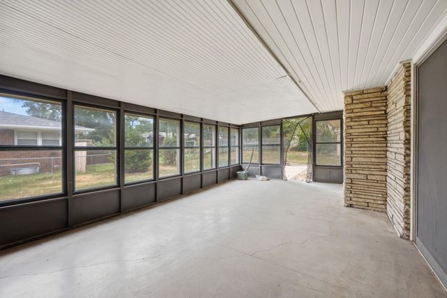 1104 N PINECREST STREET, Wichita, KS 67208