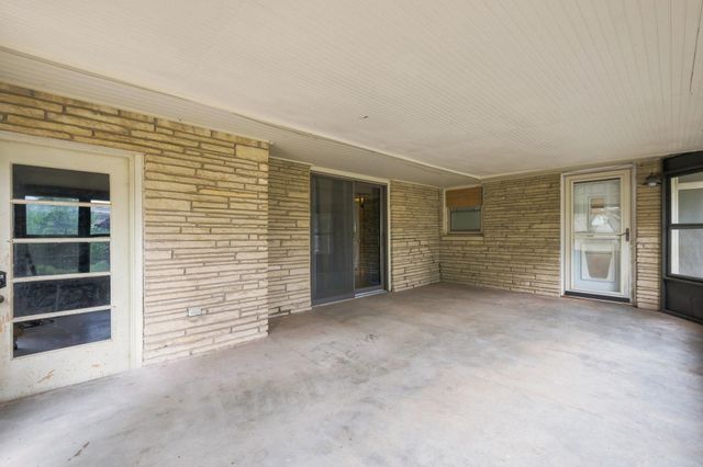 1104 N PINECREST STREET, Wichita, KS 67208