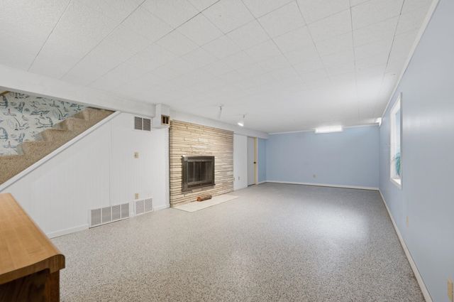 1104 N PINECREST STREET, Wichita, KS 67208
