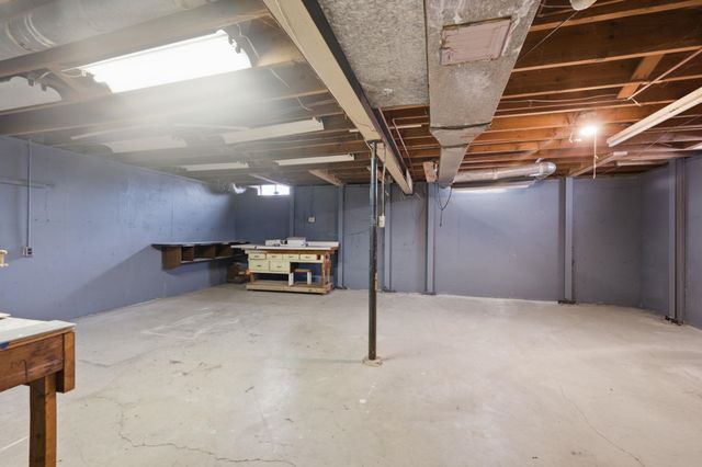 1104 N PINECREST STREET, Wichita, KS 67208