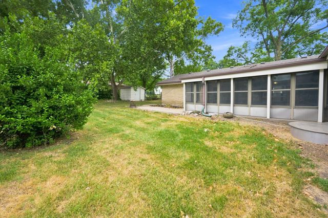 1104 N PINECREST STREET, Wichita, KS 67208