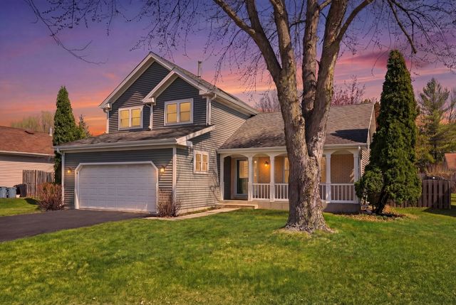 330 Indian Ridge Trail, Wauconda, IL 60084