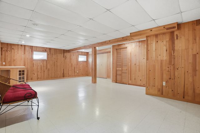 330 Indian Ridge Trail, Wauconda, IL 60084