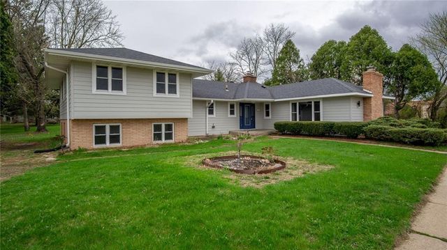 1413 E Clairemont Avenue, Eau Claire, WI 54701