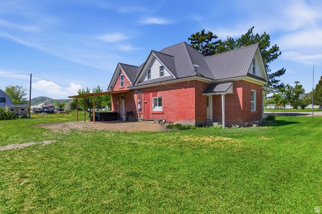 112 S 1ST E, Weston, ID 83286