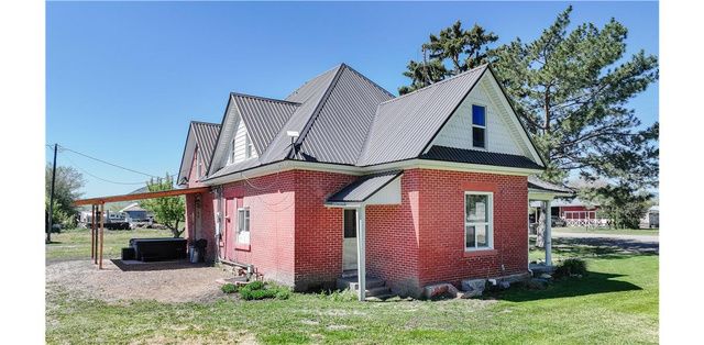 112 S 1ST E, Weston, ID 83286