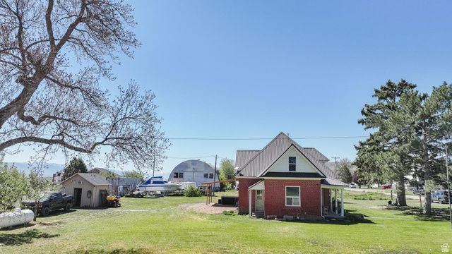 112 S 1ST E, Weston, ID 83286