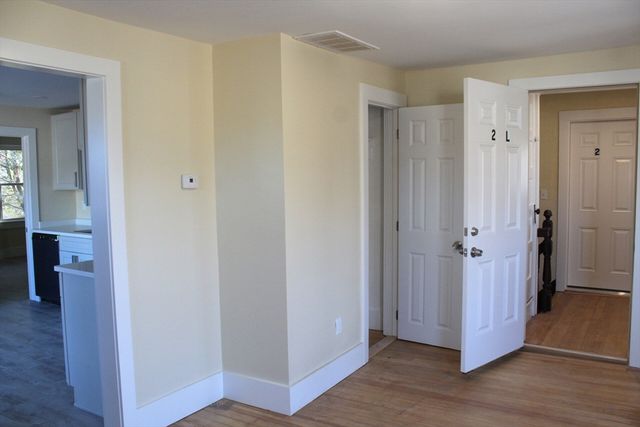 78 Endicott St 2L, Peabody, MA 01960