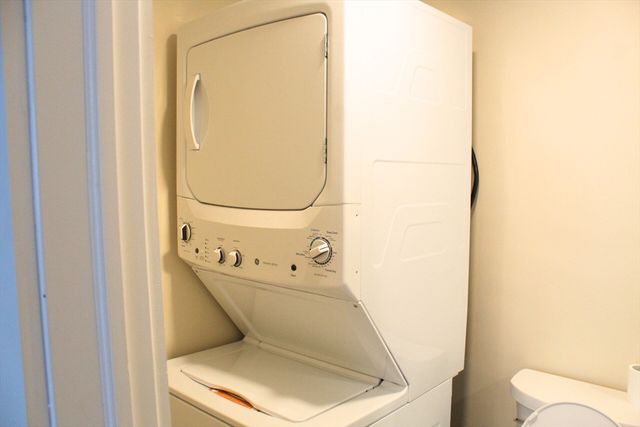 78 Endicott St 2L, Peabody, MA 01960