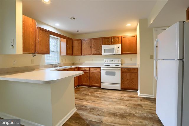 207 SADDLE RIDGE DR, Harrisburg, PA 17110