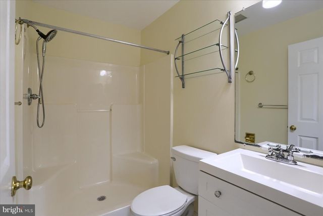 207 SADDLE RIDGE DR, Harrisburg, PA 17110