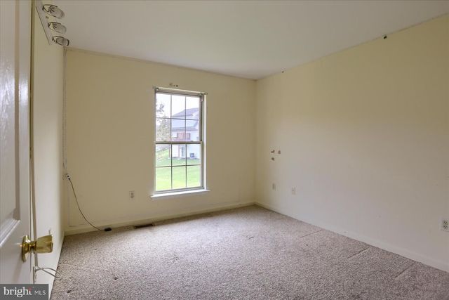 207 SADDLE RIDGE DR, Harrisburg, PA 17110