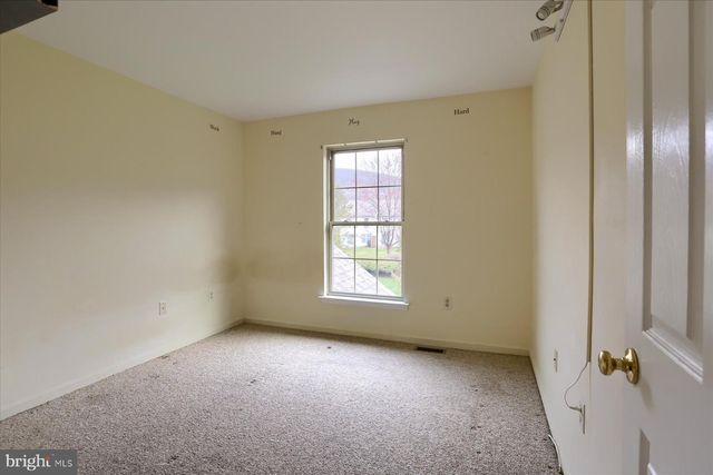 207 SADDLE RIDGE DR, Harrisburg, PA 17110