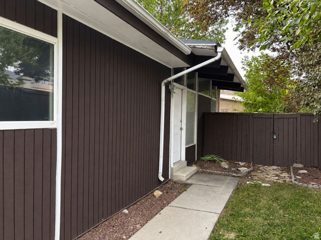 3403 S PIONEER ST, Millcreek, UT 84109 — exterior