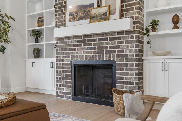 6035 S Clay Avenue, Springfield, MO 65810