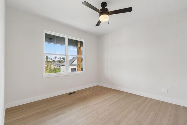 6035 S Clay Avenue, Springfield, MO 65810