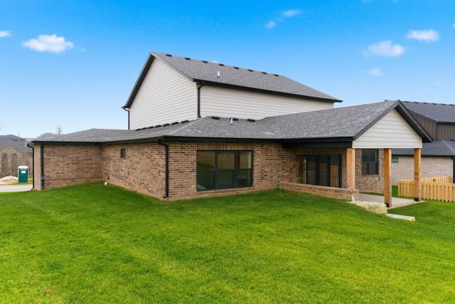 6035 S Clay Avenue, Springfield, MO 65810