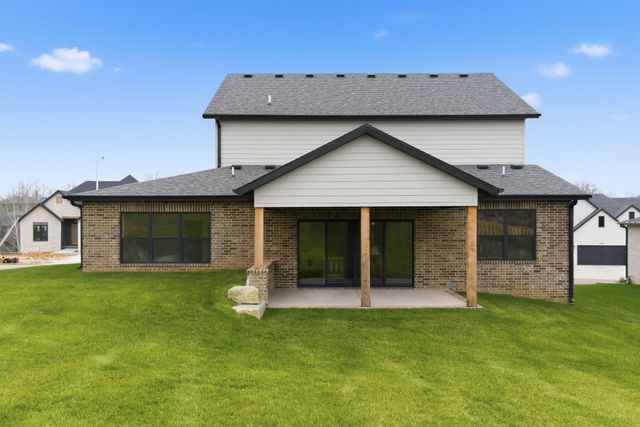 6035 S Clay Avenue, Springfield, MO 65810